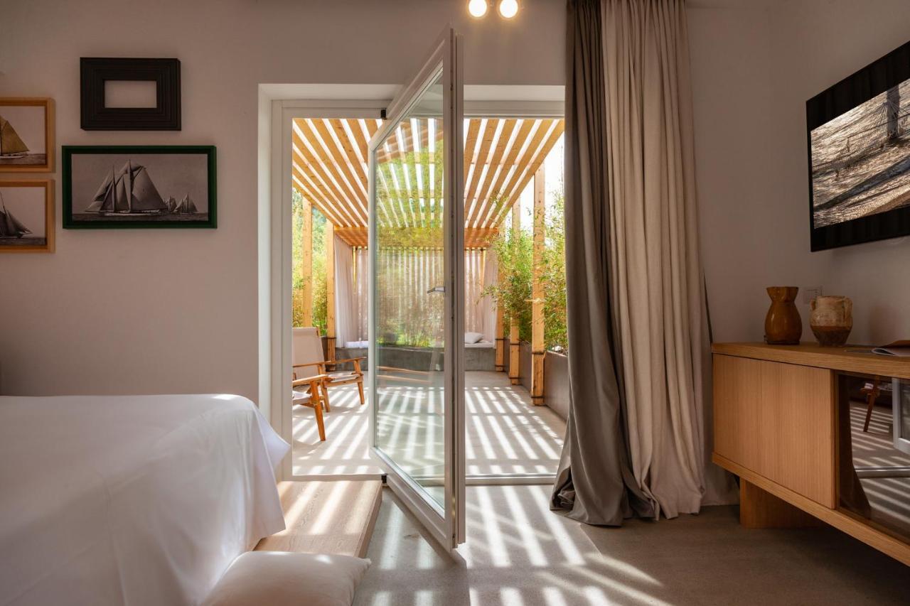 Praia Art Resort - Small Luxury Hotels Of The World (Adults Only) Le Castella  Eksteriør bilde