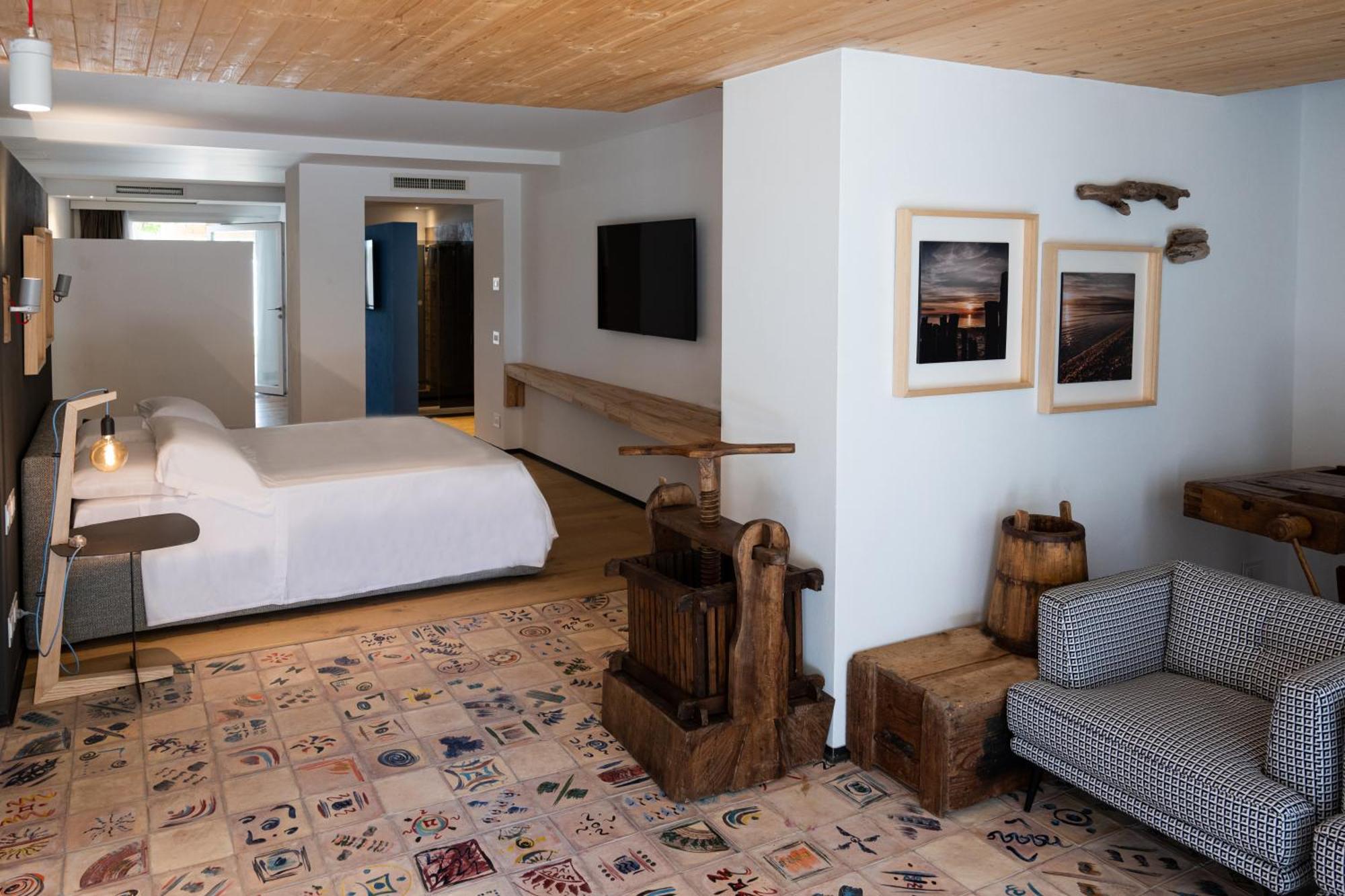 Praia Art Resort - Small Luxury Hotels Of The World (Adults Only) Le Castella  Eksteriør bilde