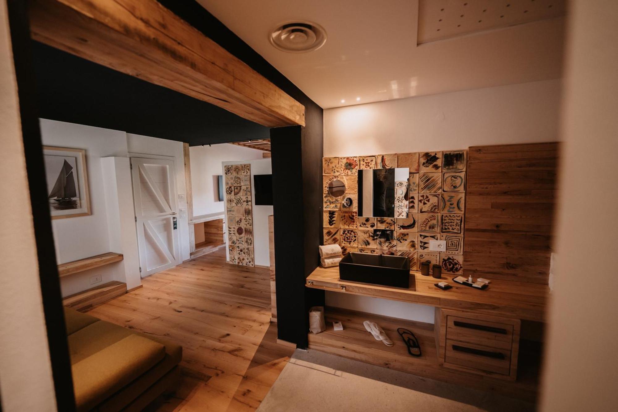 Praia Art Resort - Small Luxury Hotels Of The World (Adults Only) Le Castella  Eksteriør bilde