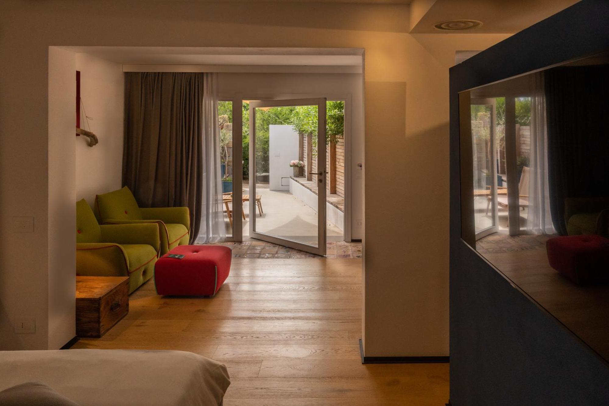 Praia Art Resort - Small Luxury Hotels Of The World (Adults Only) Le Castella  Eksteriør bilde